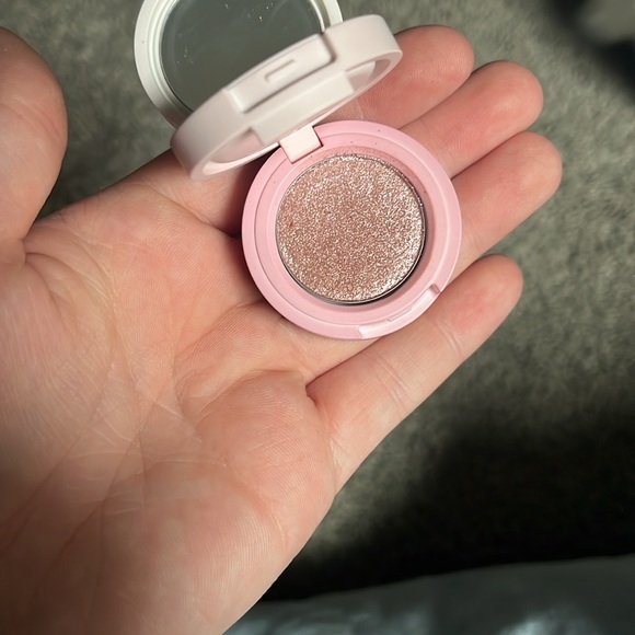 Kaja Three in One Eyeshadow - 01 Rosewater - Picture 3 of 4